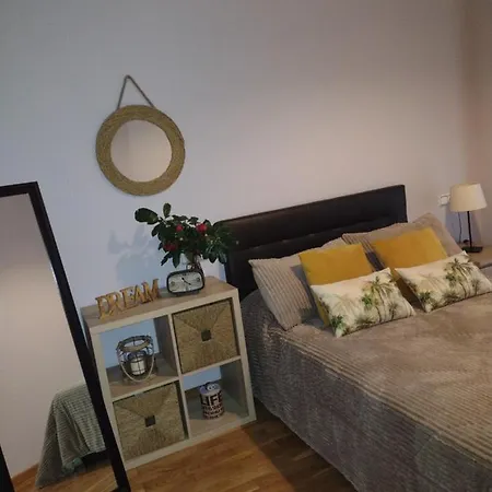 Alameda 5 * Овьедо